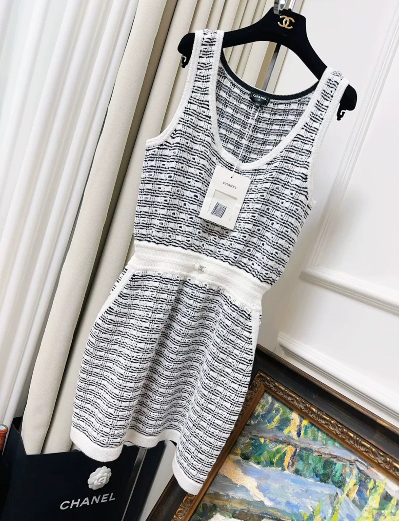 Chanel 25P Black & White Knitted Dress Chanel 25P Black & White Knitted Dress