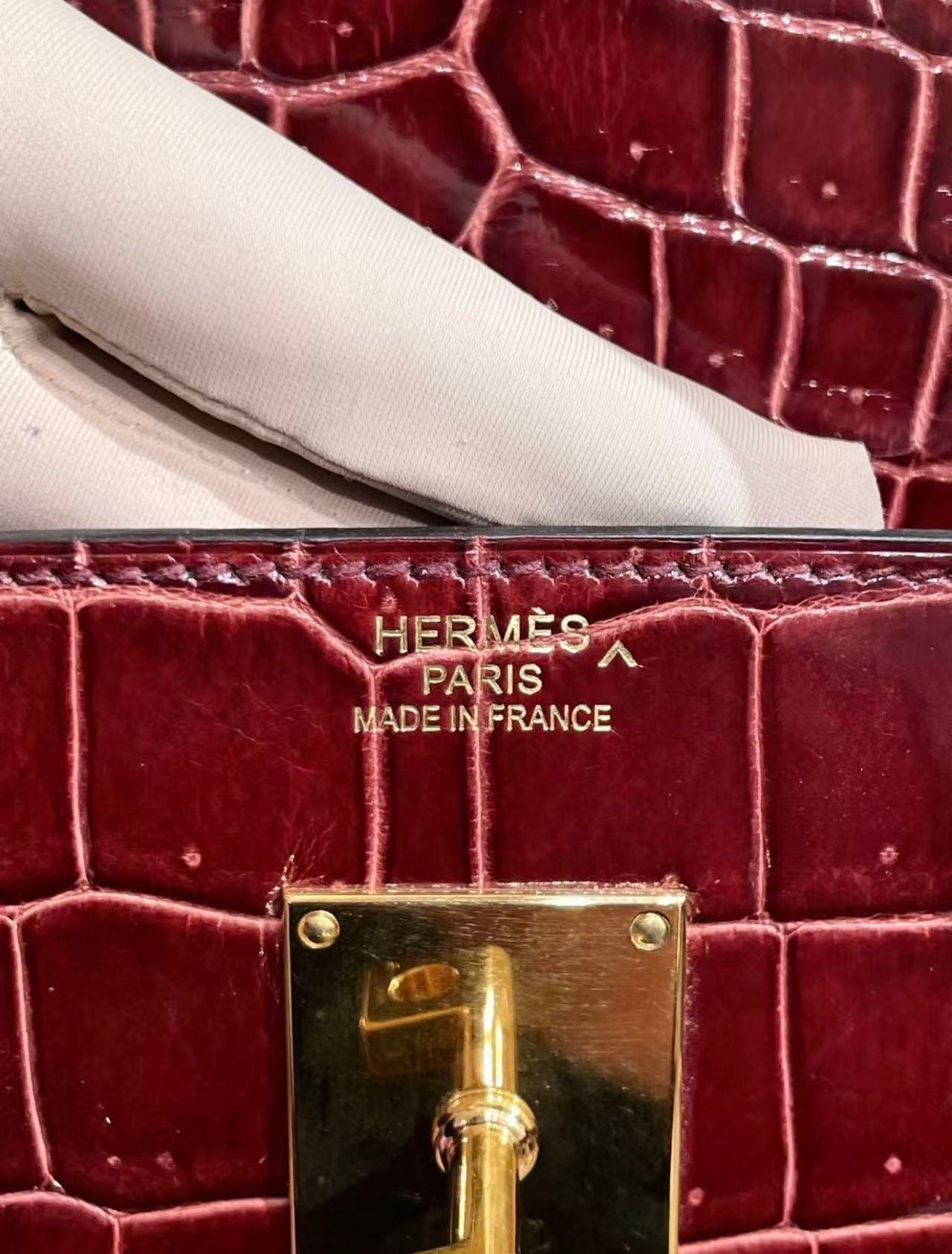 Hermes Birkin HAC 40 Bordeaux Burgundy Shiny crocodile leather gold hardware