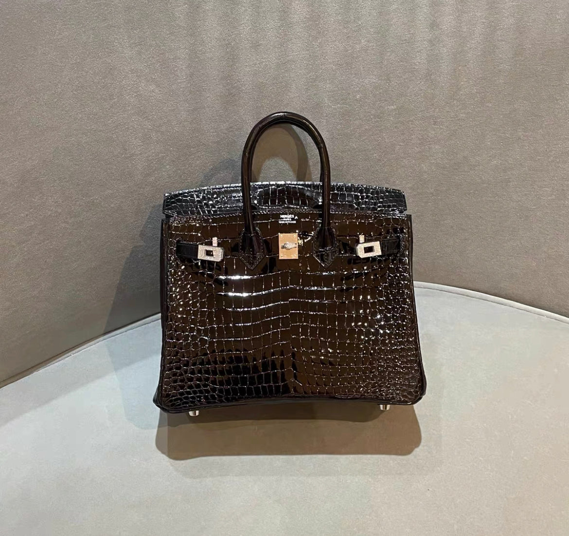 Hermès BIRKIN 25 SHINY BLACK POROSUS CROCODILE DIAMOND WITH 18K WHITE GOLD & DIAMOND HARDWARE, Brand new full set!!!