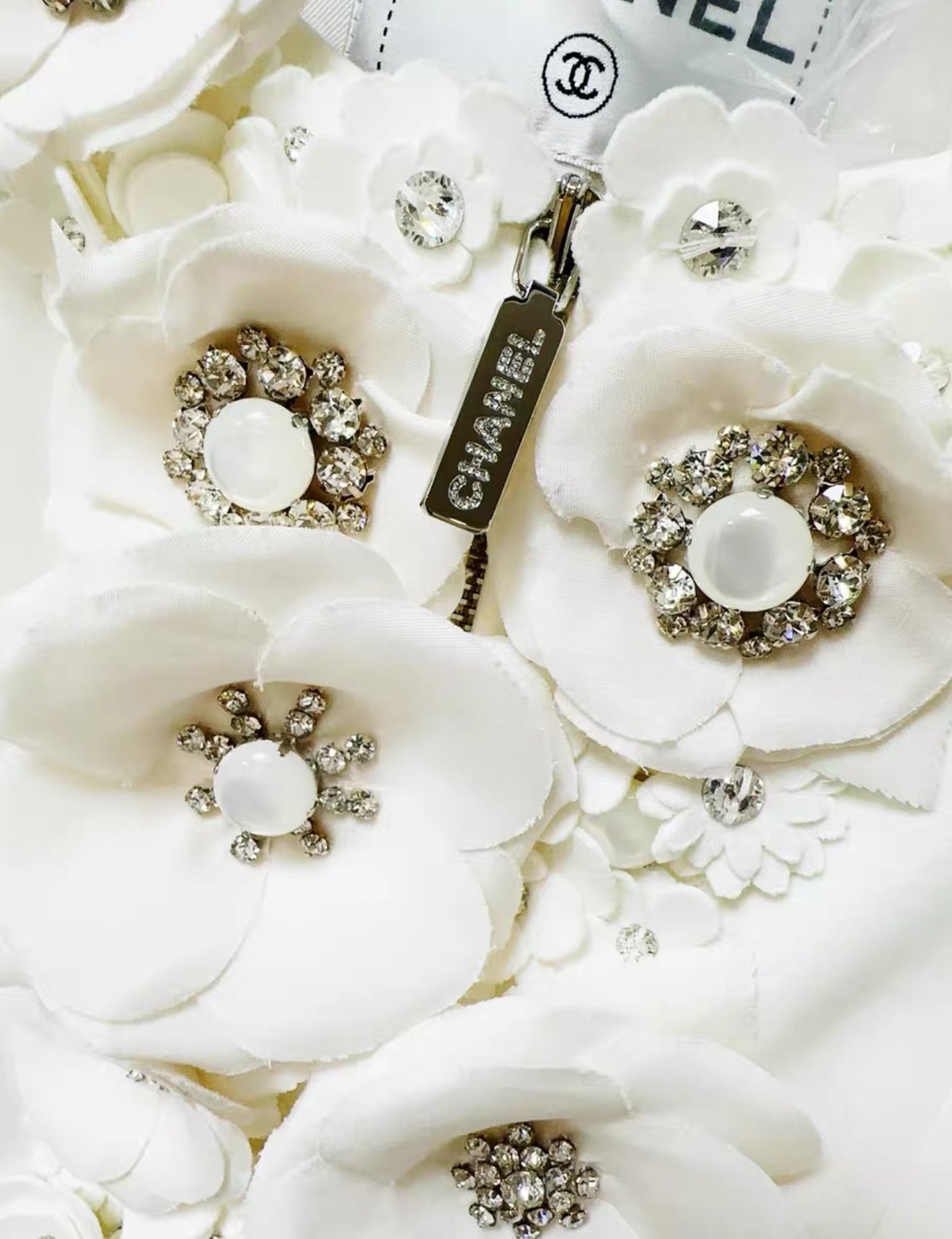 Chanel 25C White flower jacket
