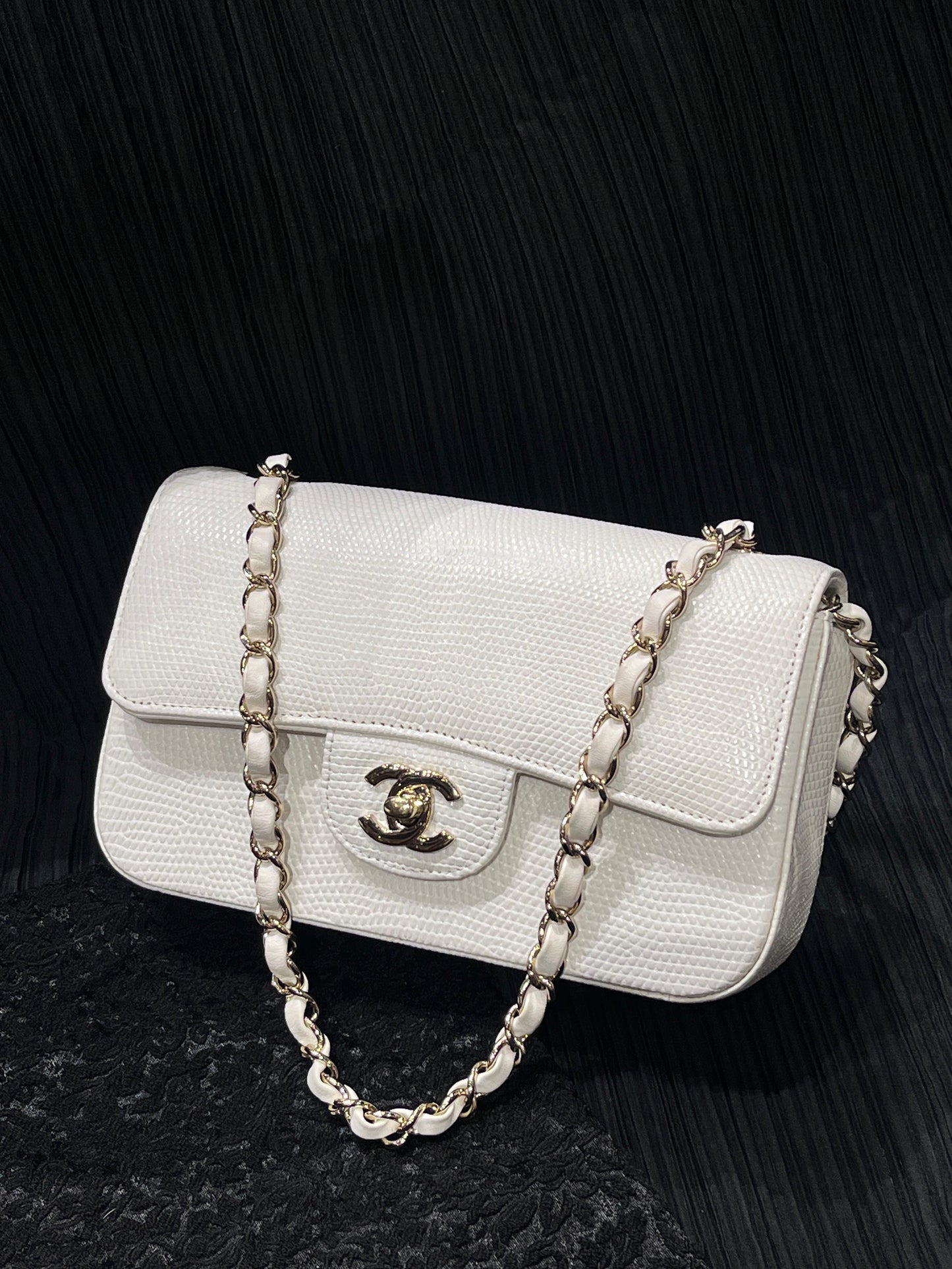 Chanel White lizard medium flap light gold hardware