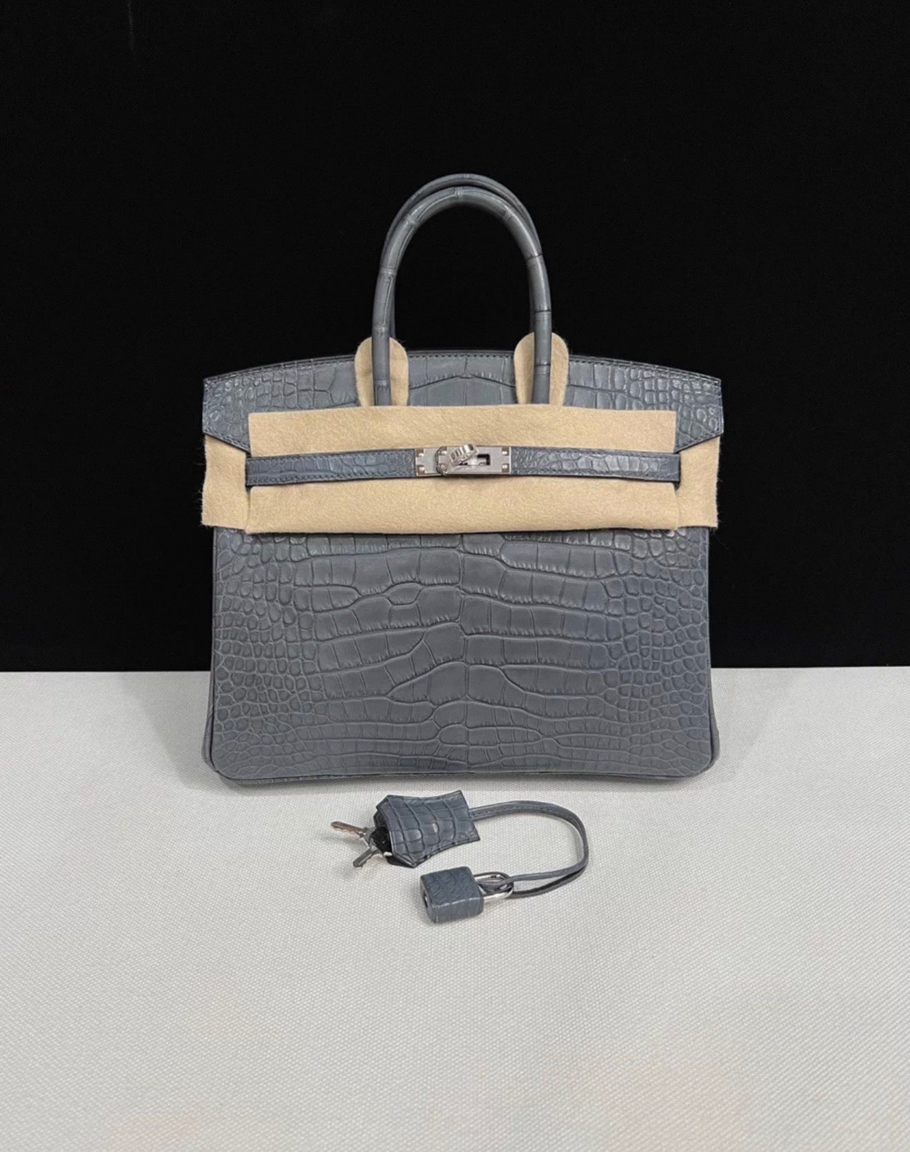 Hermès Birkin 25 grey Gris misty matte crocodile leather palladium