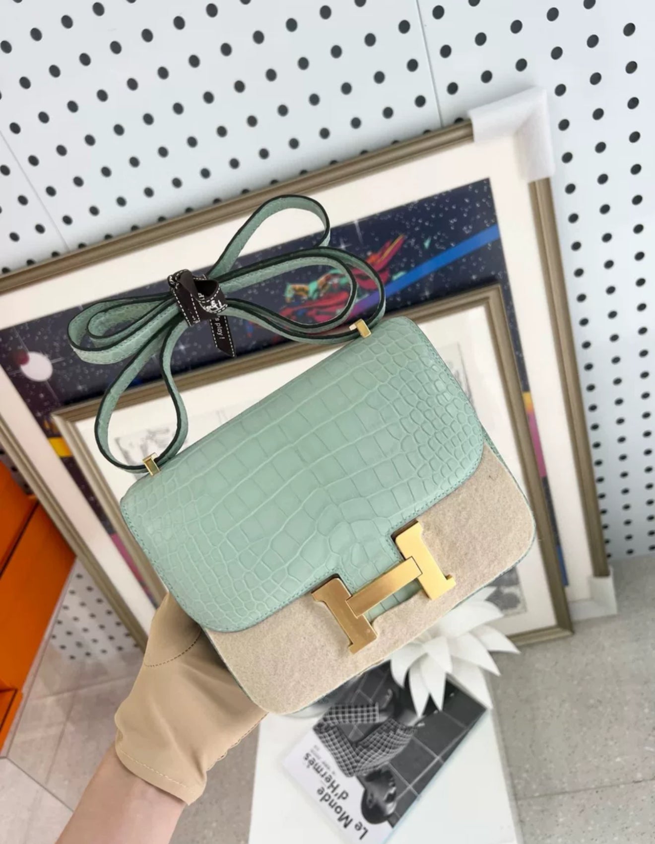 Hermès Constance 19 Vert D’Eau Matte Alligator Gold Hardware
