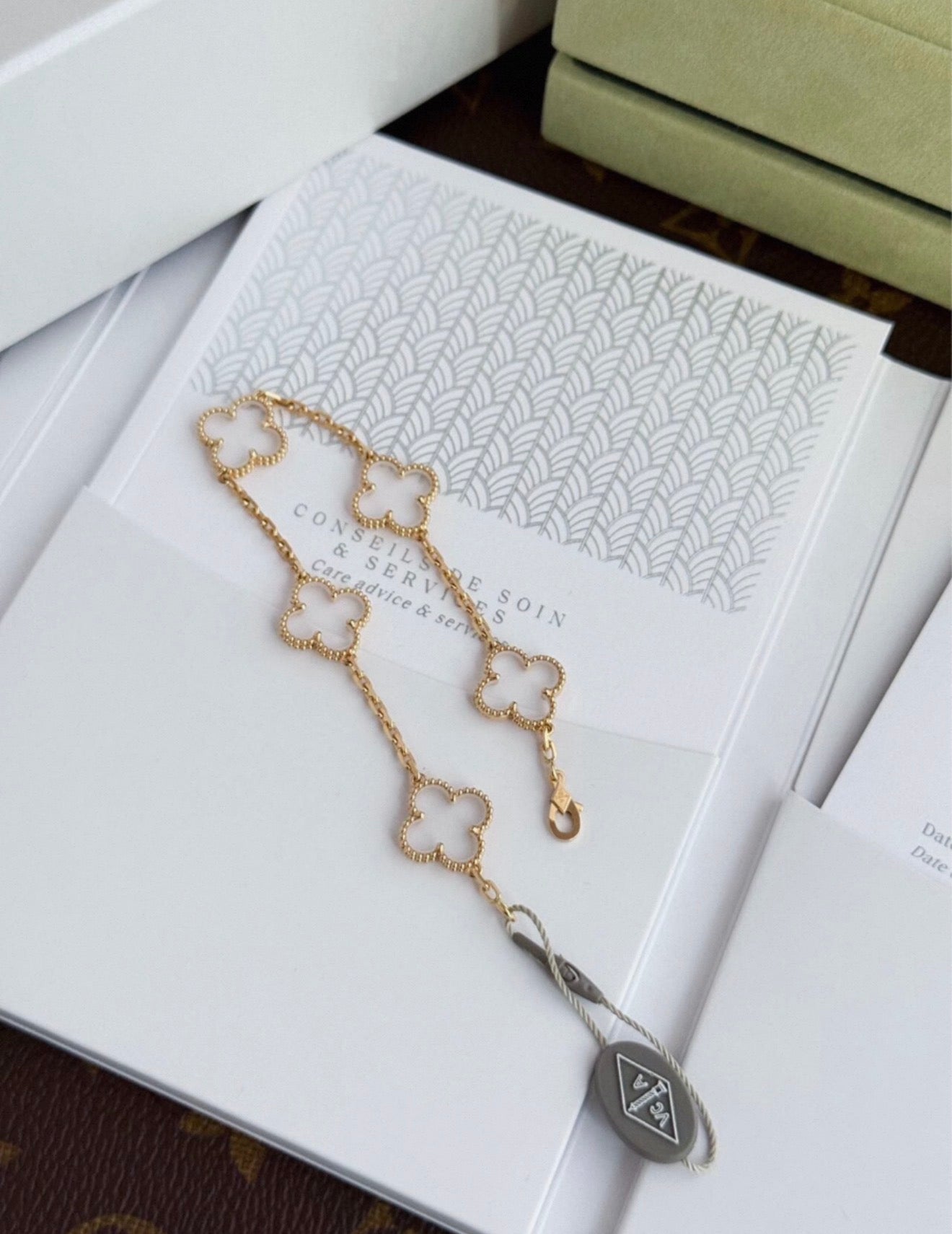 VAN CLEEF & ARPELS 18K Yellow Gold Rock Crystal 5 Motifs Vintage