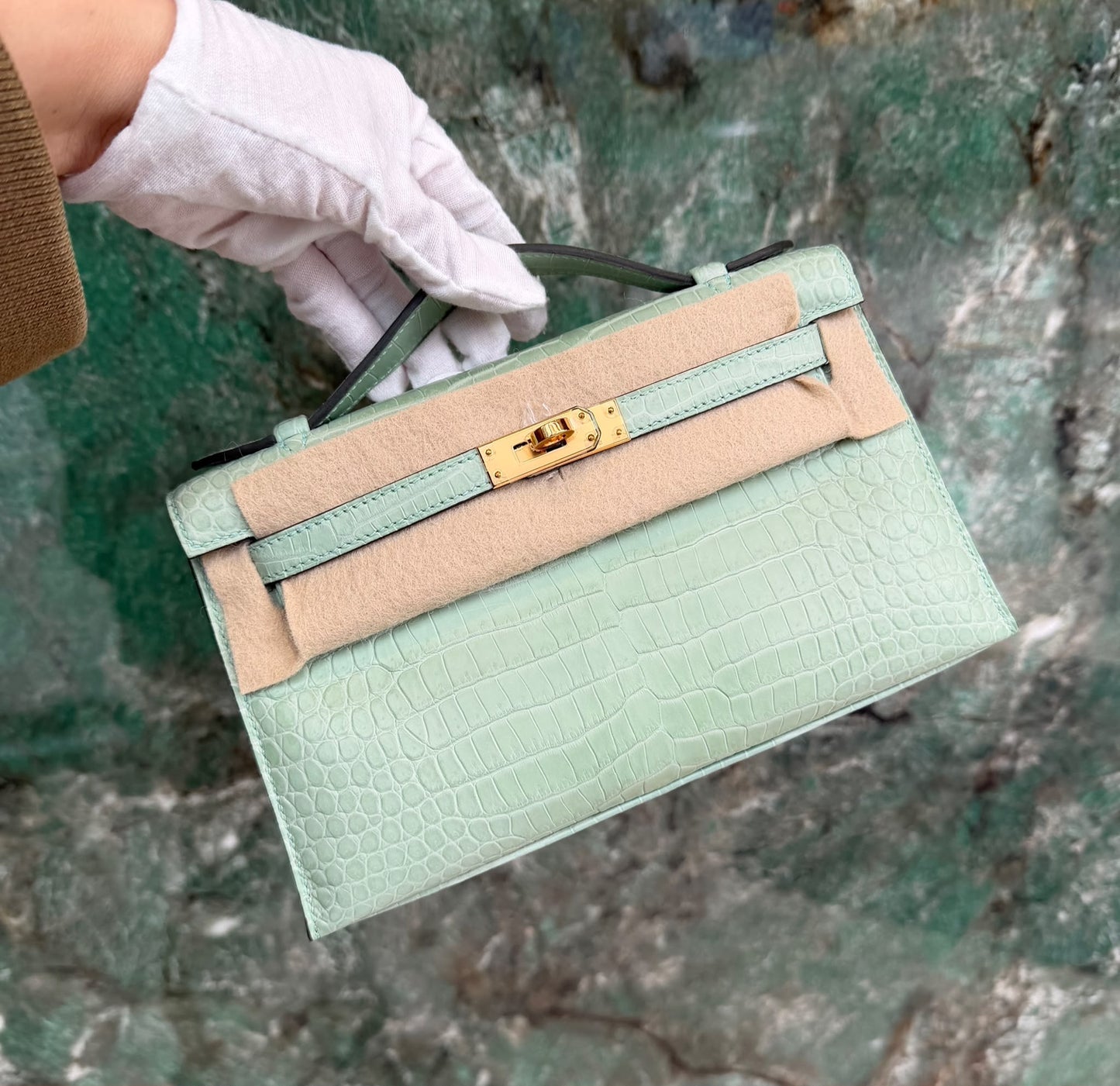 Hermes Kelly Pochette vert d’eau matte porosus crocodile leather gold hardware