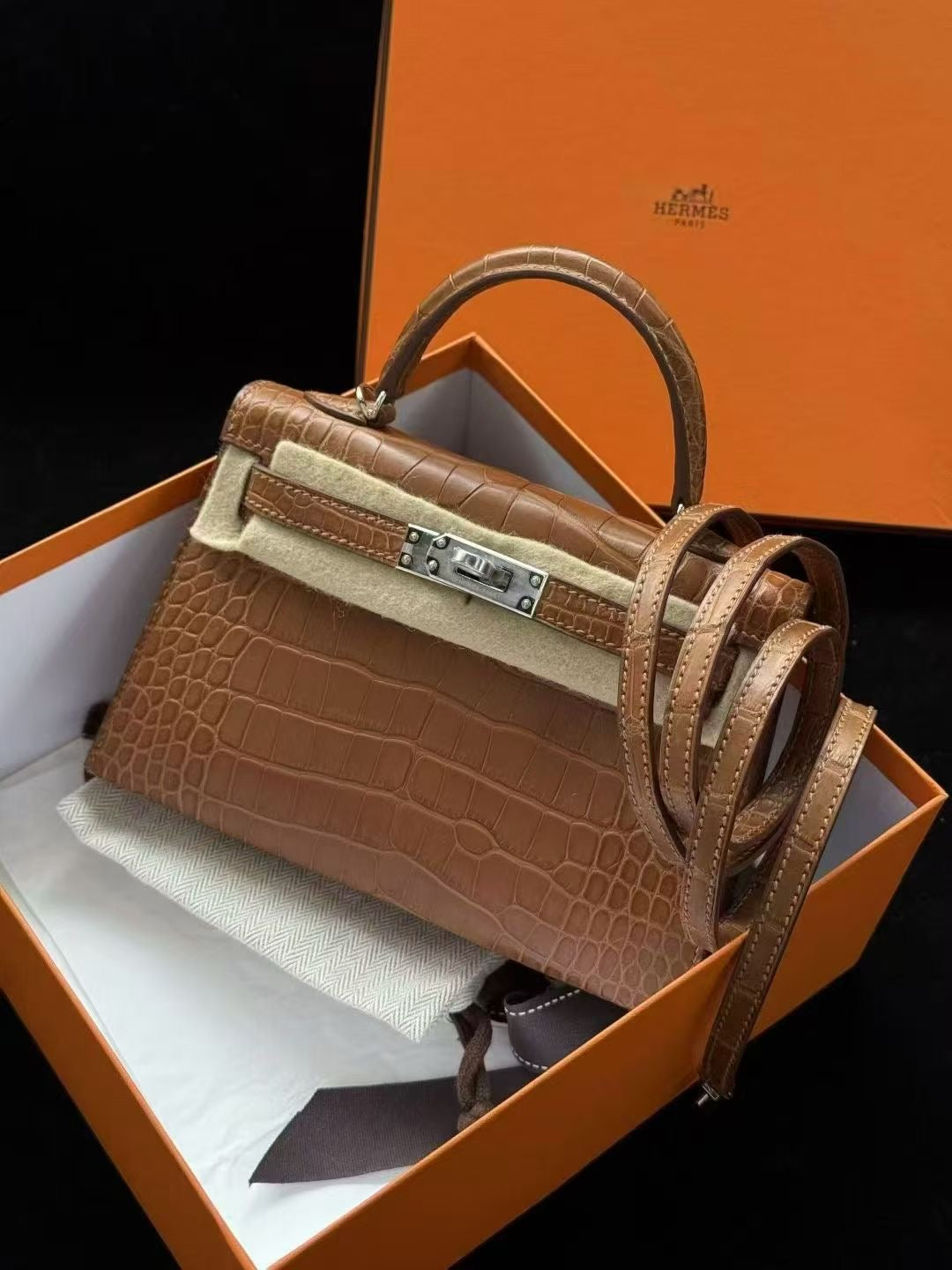 Hermès Mini Kelly 20 Gold Matte Alligator Leather Palladium Hardware
