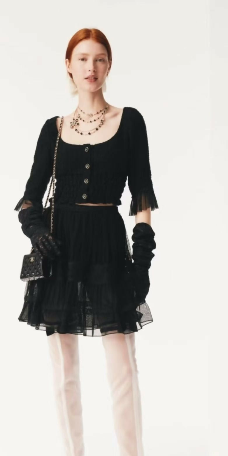 Chanel 25B Black Knit Lace Top Shirt Size 38