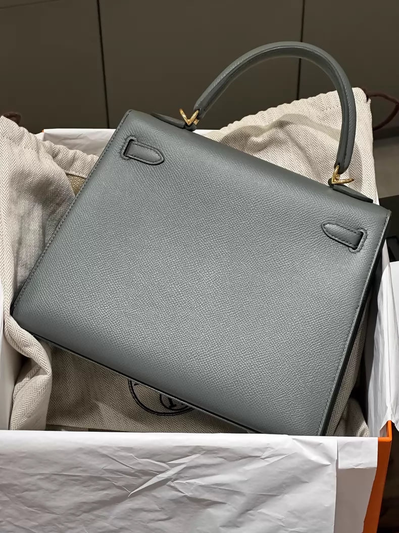 Hermes Kelly 25 Almond Green Epsom leather gold hardware