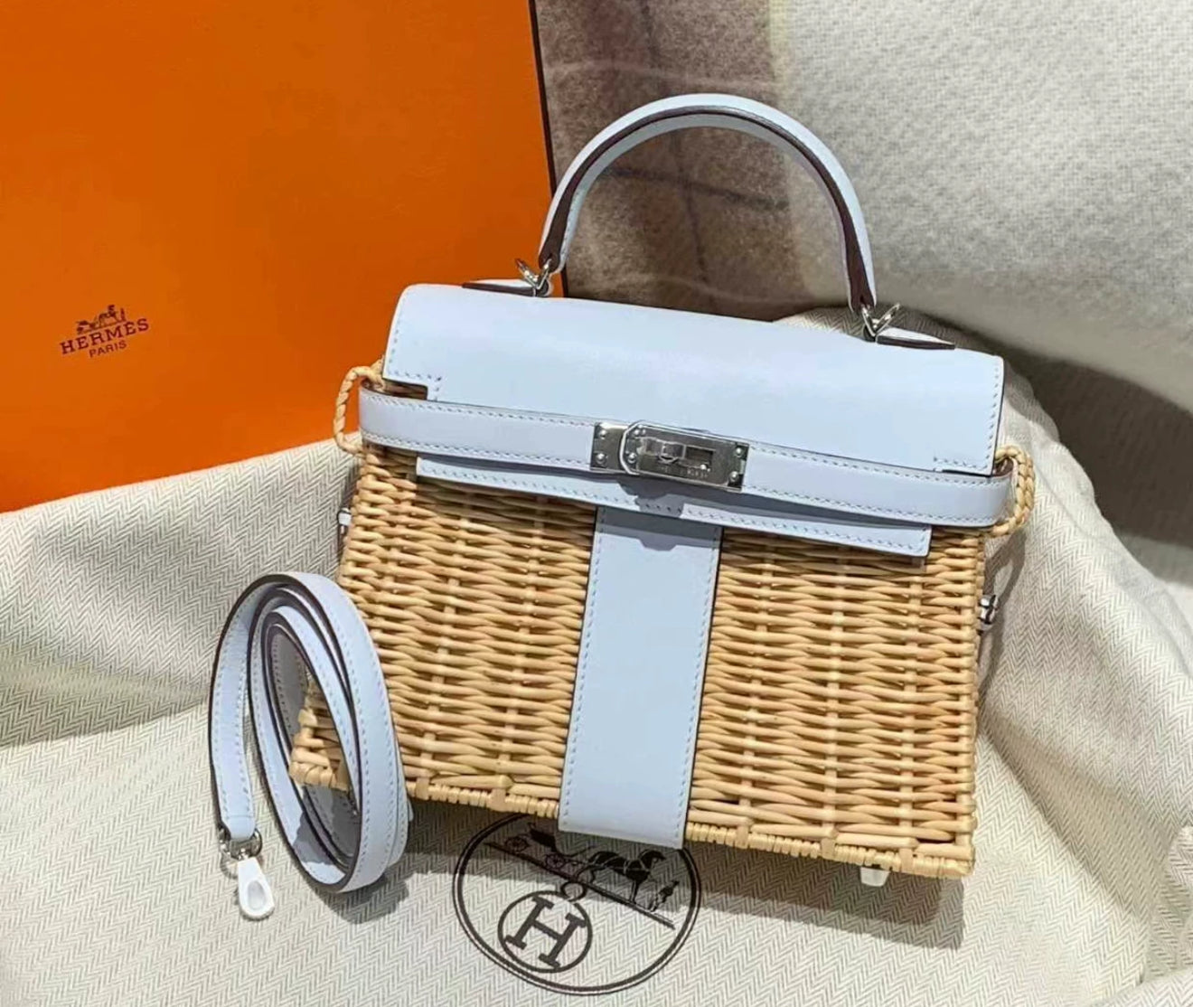 Hermès Kelly Mini Picnic Bleu Glacier Swift Leather Palladium Hardware