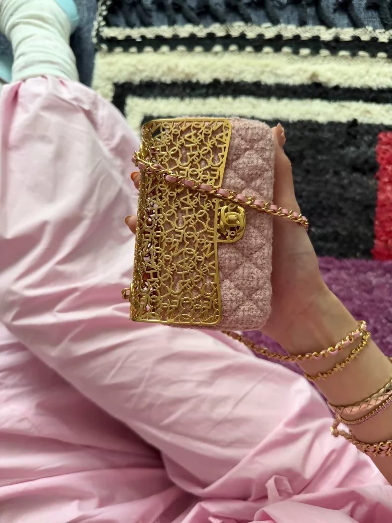 Chanel 22K pink tweed mini gold metallic openwork clutch bag Minaudieres