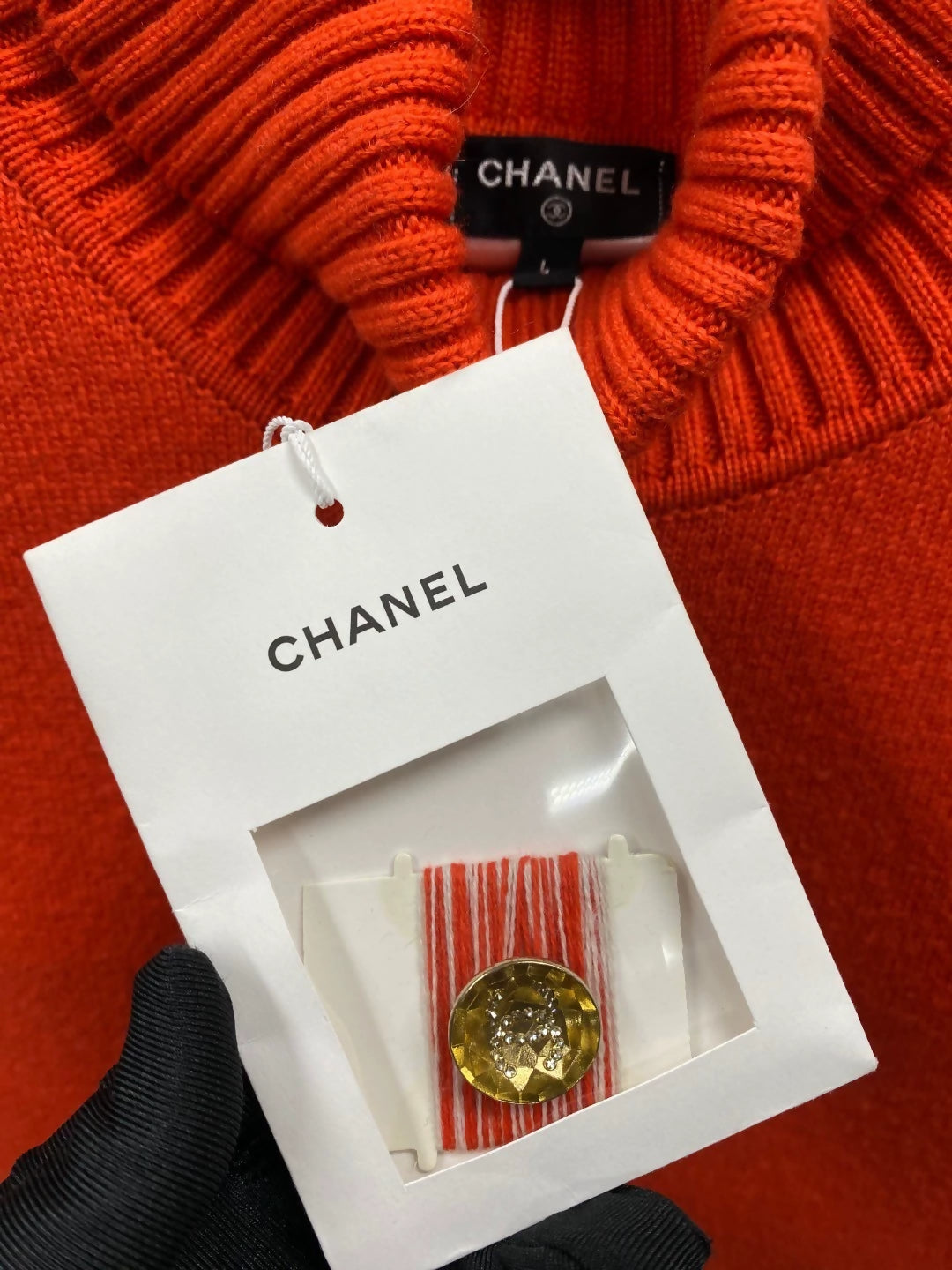 Chanel 21k red turtleneck vest top