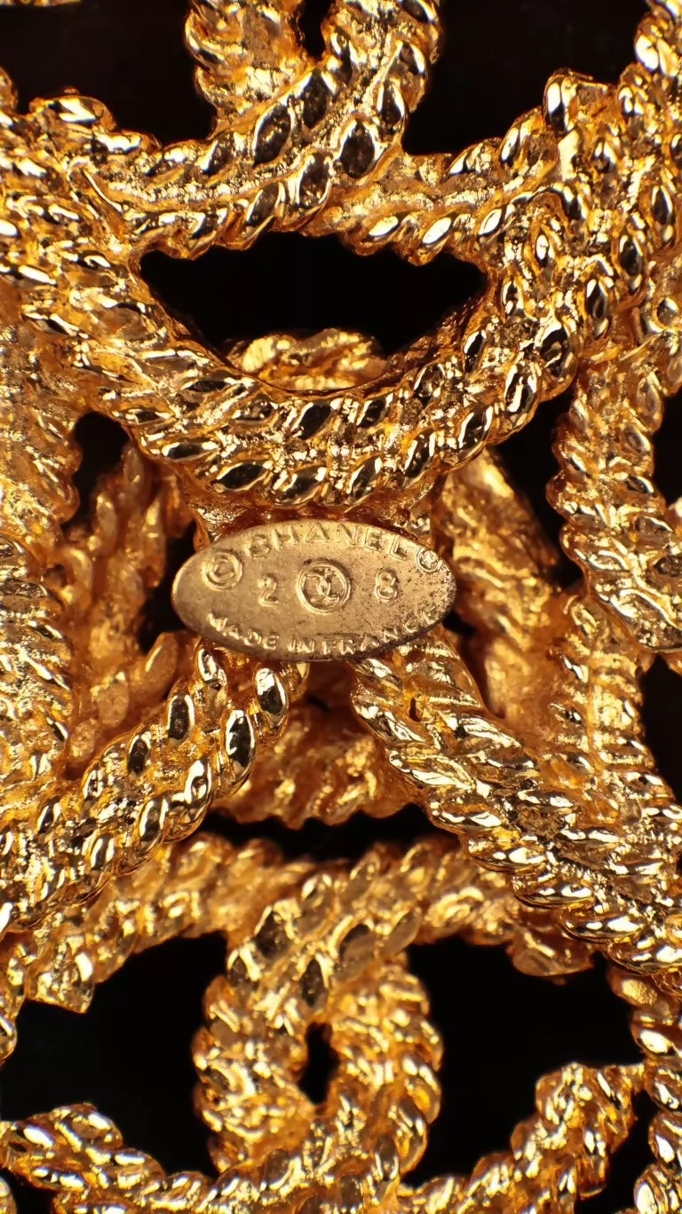 Chanel 1992 Cable Brooch