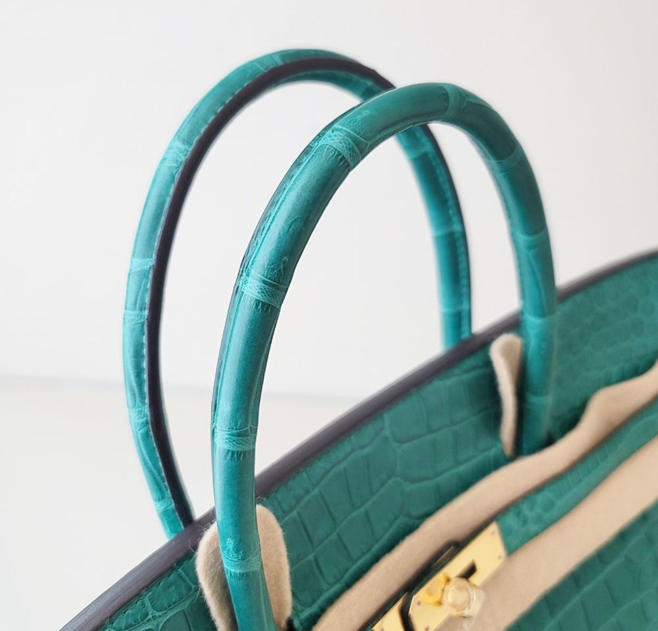 Rare Hermes Birkin 40 Matte Porosus Malachite Leather Gold Hardware