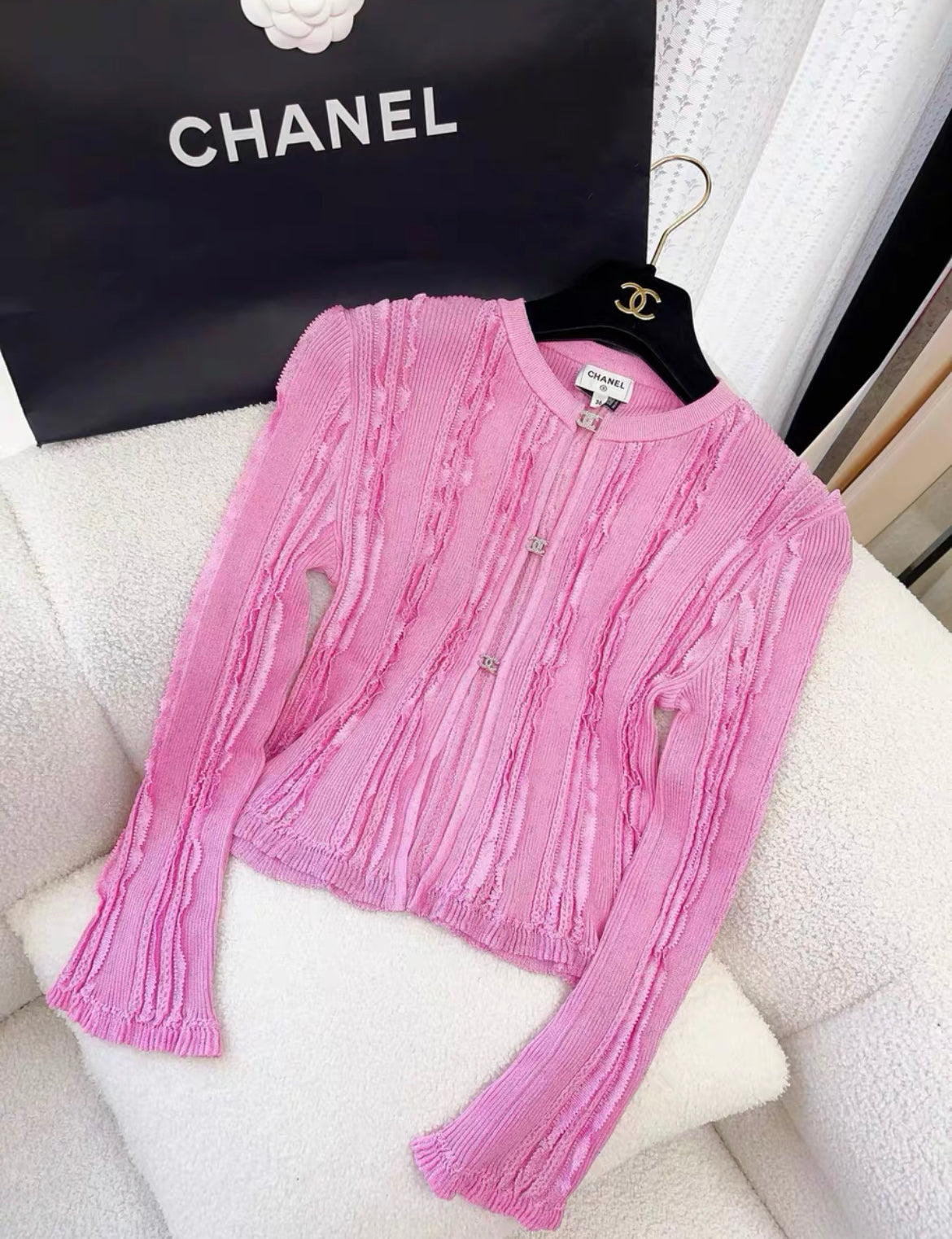 Chanel 23P Rose Crystal CC Buttons Viscose Cropped Cardigan size