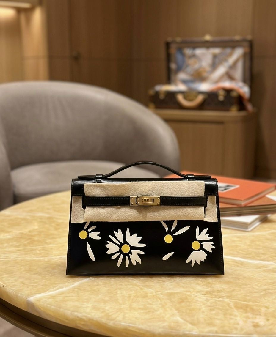 Hermès Kelly Pochette Daisy Daisy Black Box Gold hardware