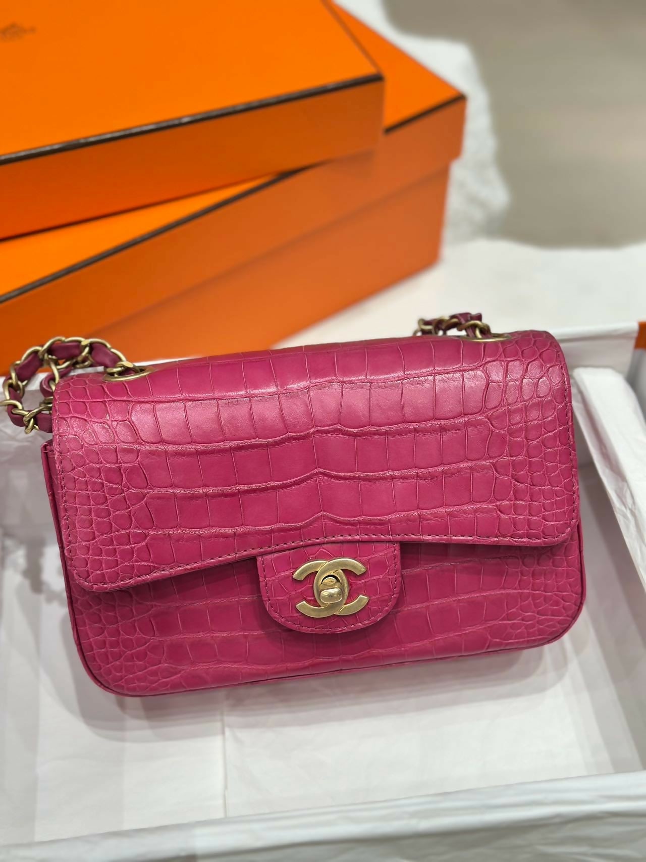 Chanel Pink Matte Alligator Big Mini Flap Bag – Wararni.com