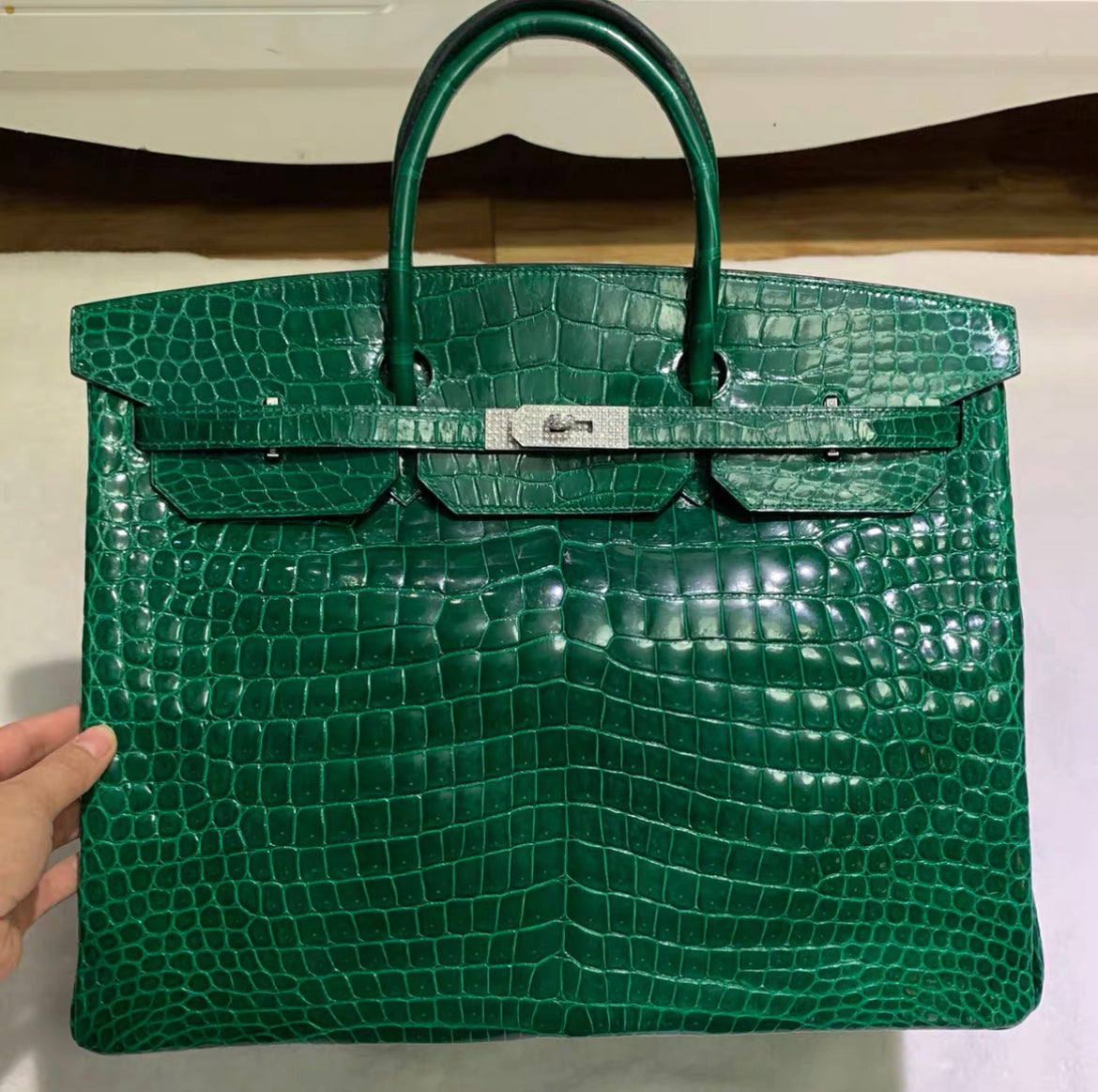 Hermes Birkin 40 Emerald Shiny Porosus Crocodile Diamond Hardware
