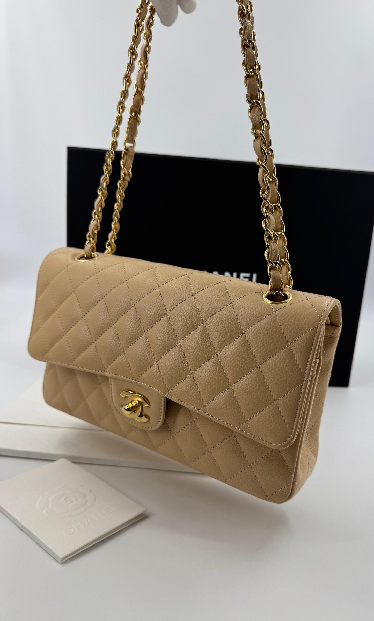 Chanel 25 Medium CF flap beige Caviar leather