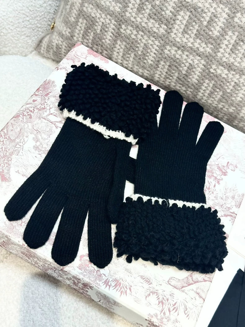 Chanel 24K black cashmere gloves