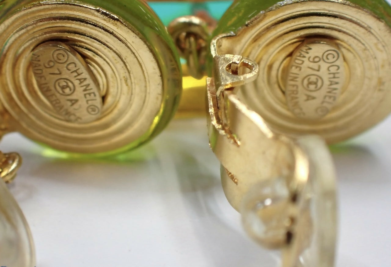 Chanel Vintage 97P Acrylic Iridescent Cube No.5 Clip-on Earrings