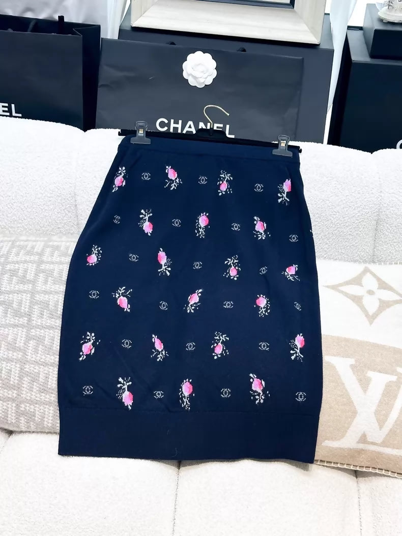 Chanel 22K floral knit midi skirt