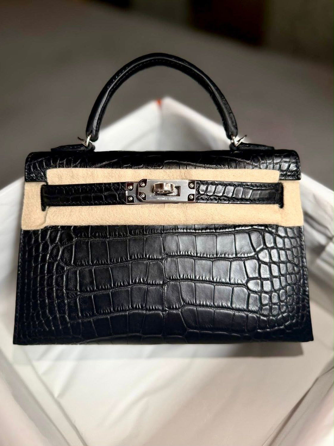 Hermes Mini Kelly 20 Black Matte Alligator Palladium hardware