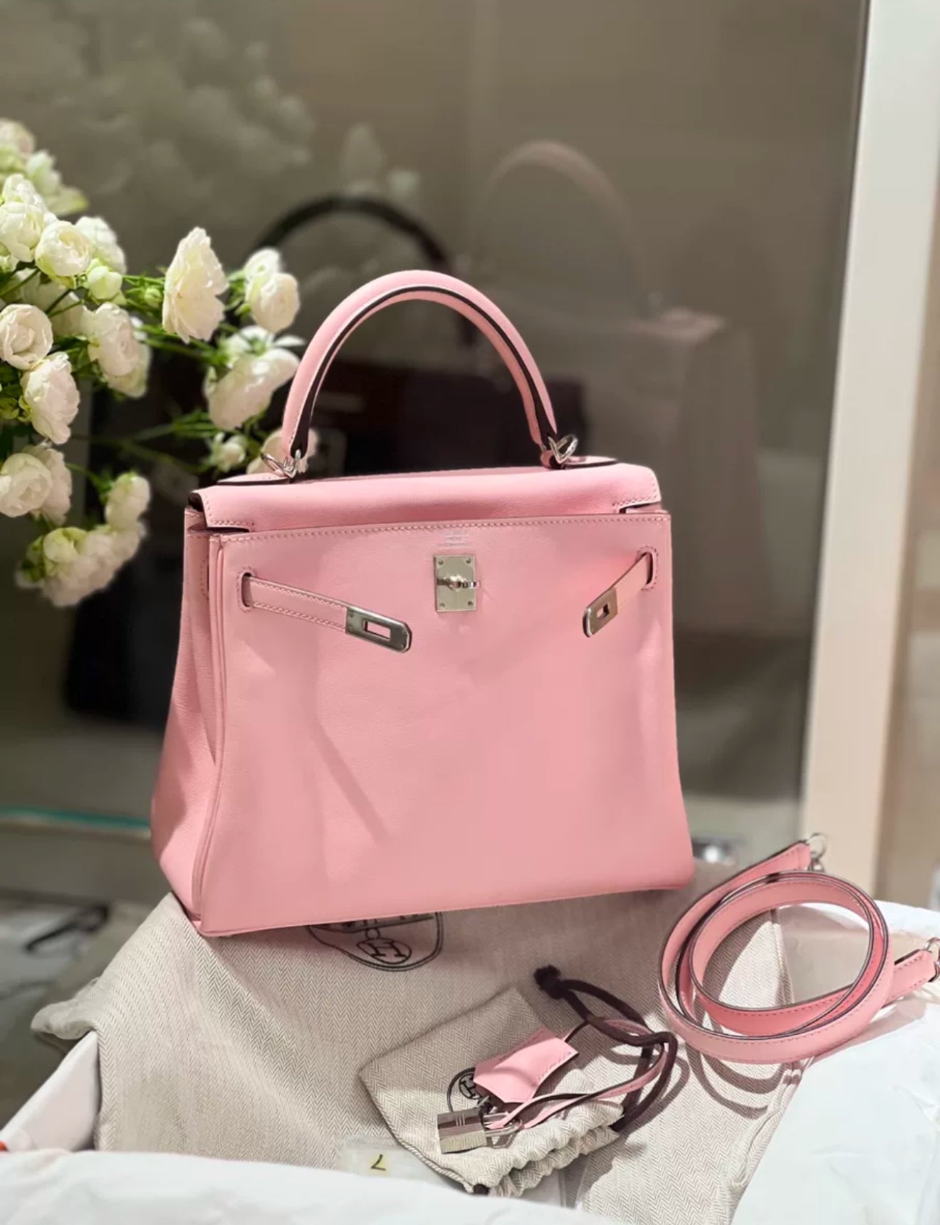 Hermès Kelly 25 Rose Sakura Swift Palladium Hardware
