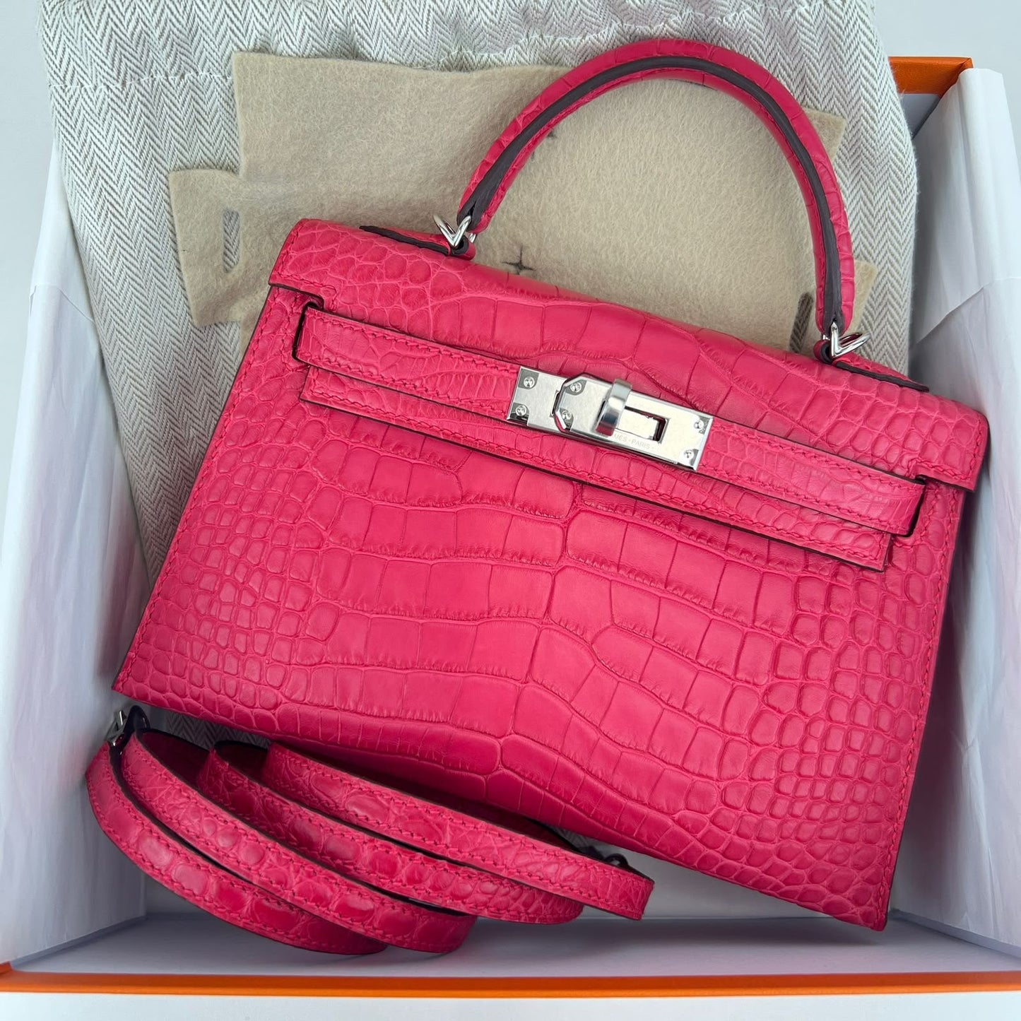 Hermes Mini Kelly 20 Rose Extreme Matte Alligator Palladium hardware