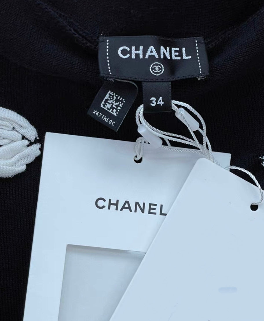 CHANEL 23K CAMÉLIA OFF SHOULDER TIE TOP Size 34