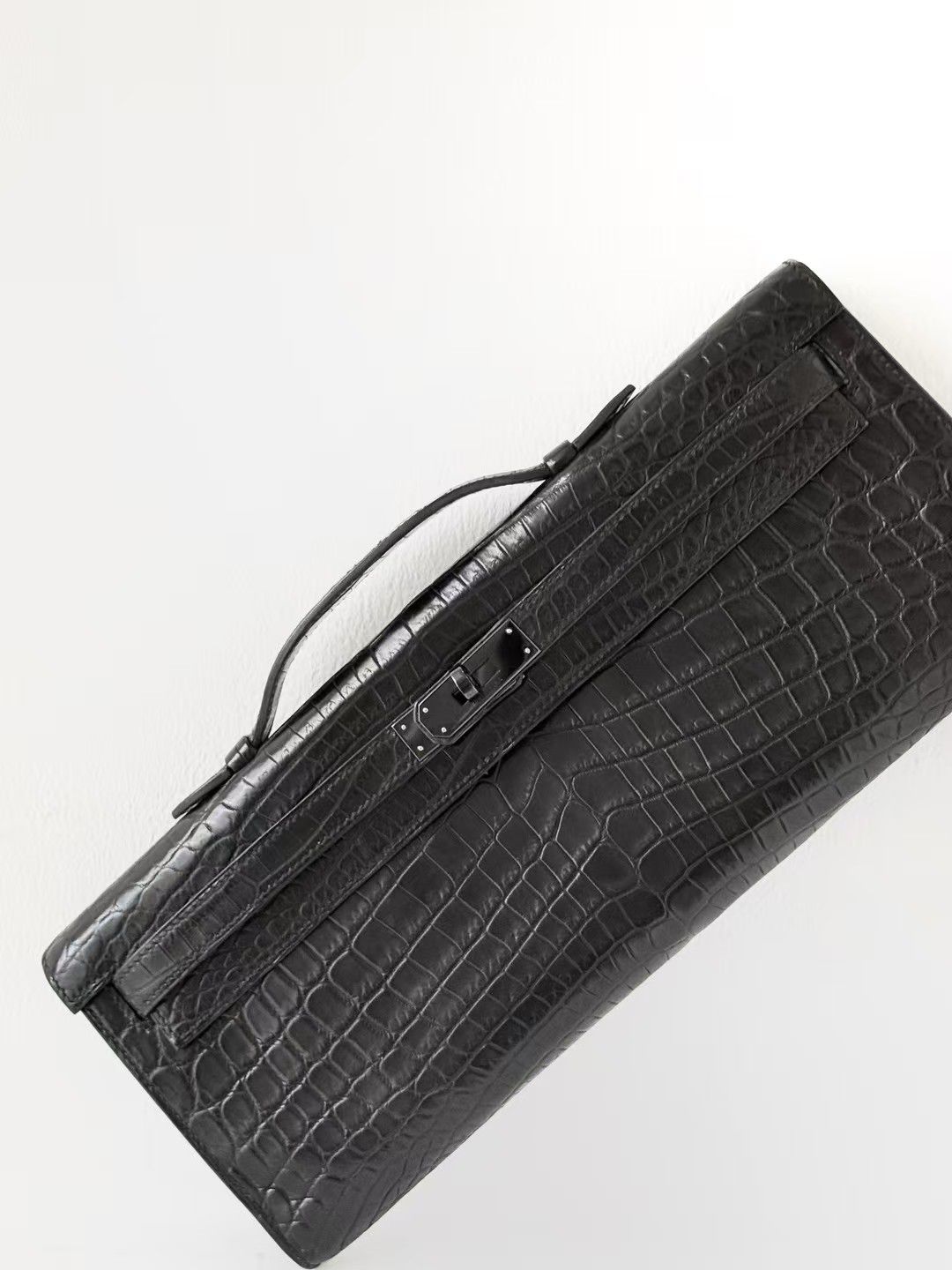 Rare Hermès Kelly Cut SO BLACK Matte Nilo Crocodile with PVD Hardware