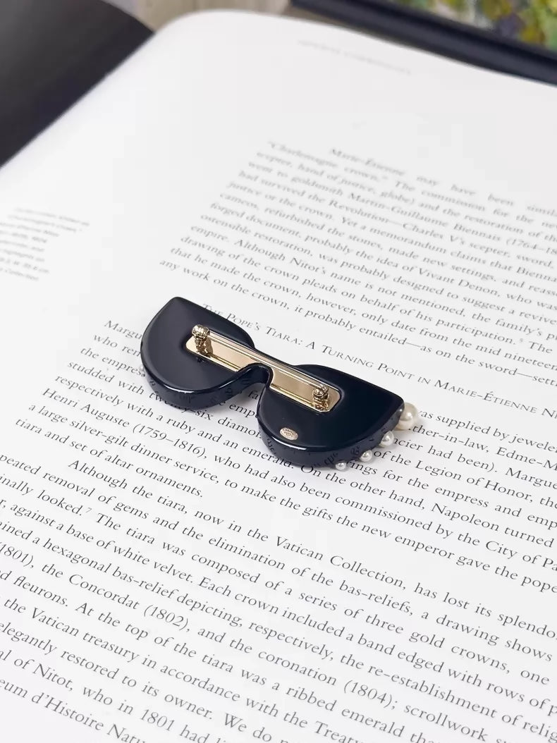 Chanel 17C Cat-Eye Glasses Acrylic Brooch