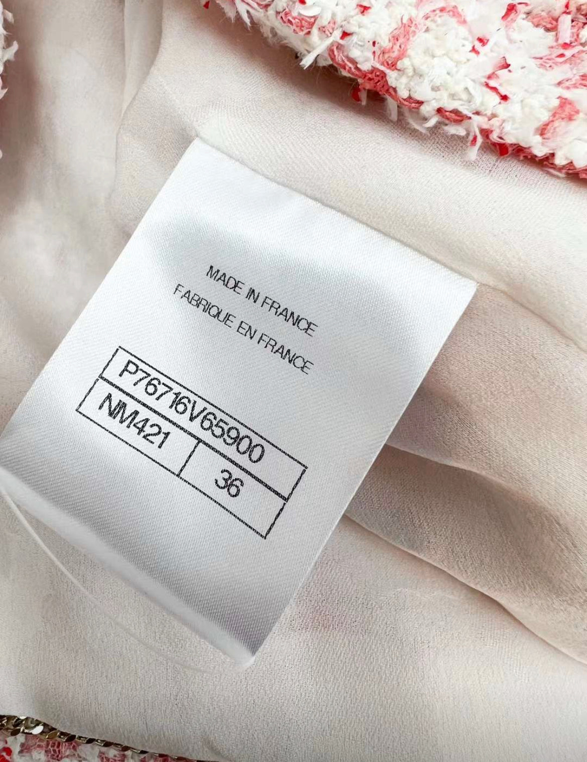 Chanel 24p pink tweed jacket with sequin CC logo pockets size 36