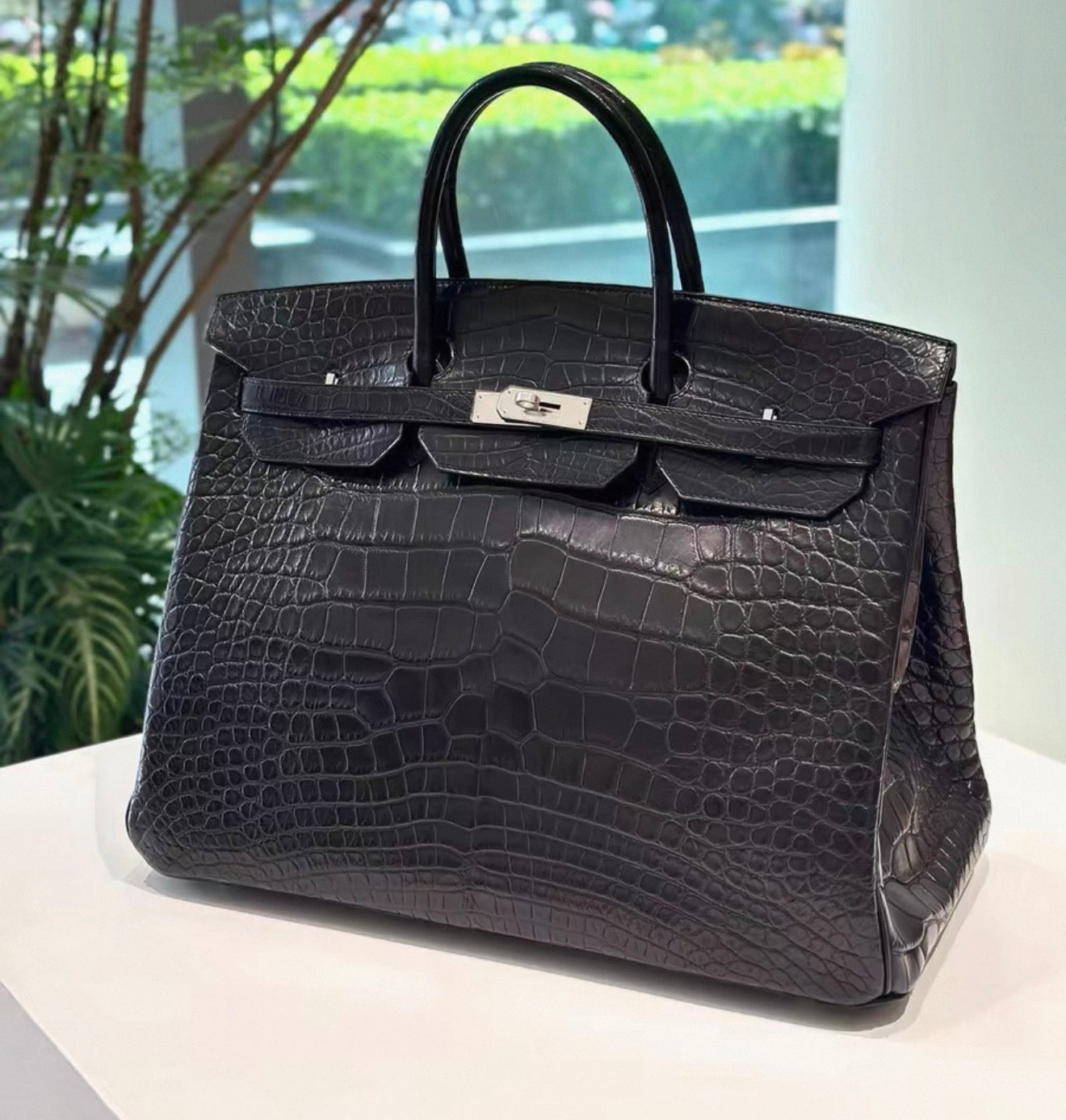 Hermes Birkin 40 Black Matte Porosus Crocodile Leather palladium