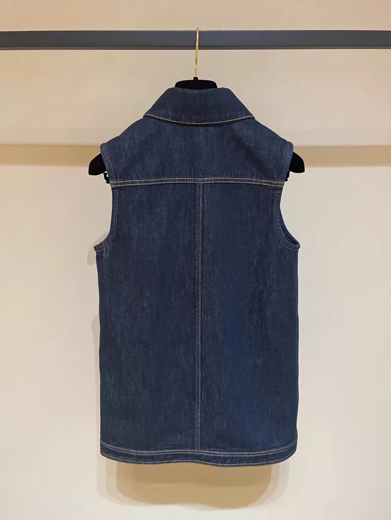 Chanel 25C Denim Vest can also be worn as a dress