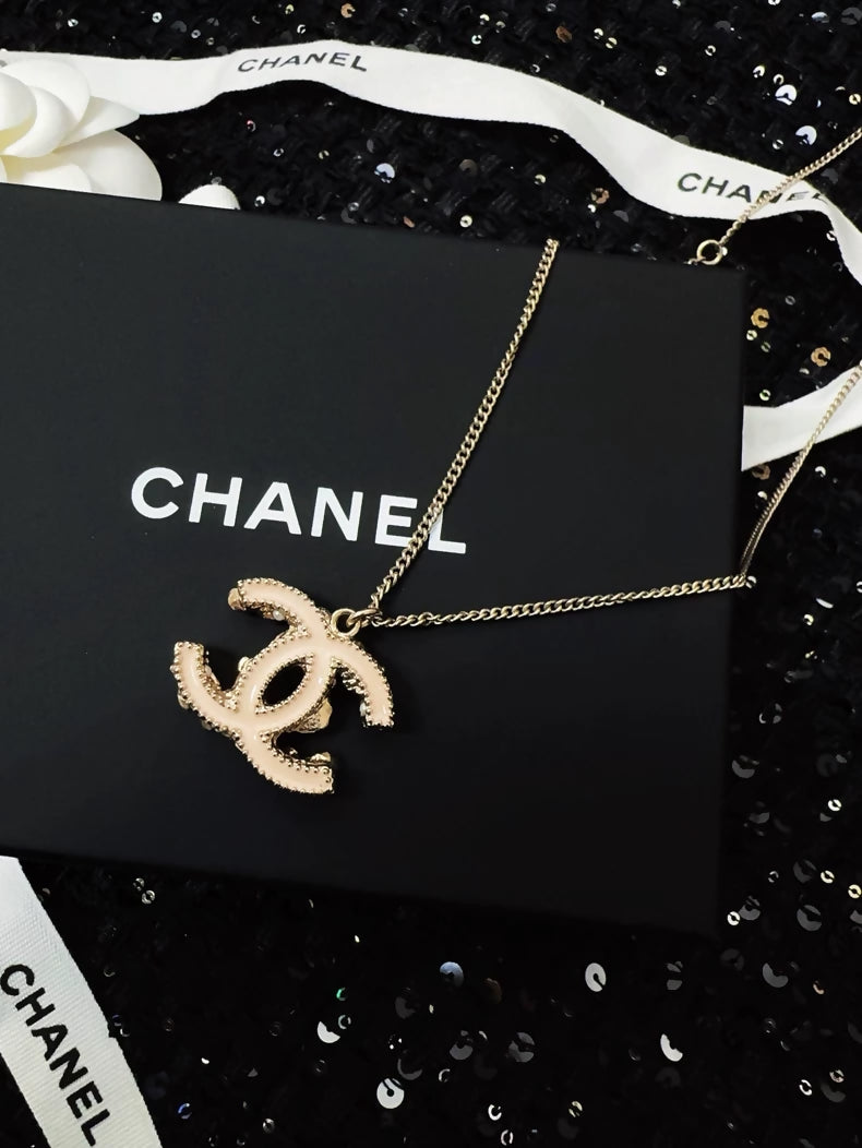 Vintage Chanel camellia and pearl necklace