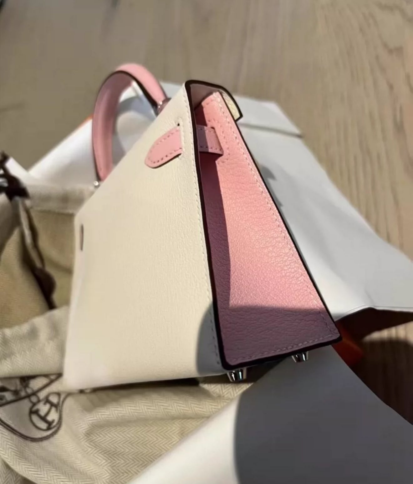 Hermès mini Kelly Chèvre Craie & Rose Sakura Palladium Hardware