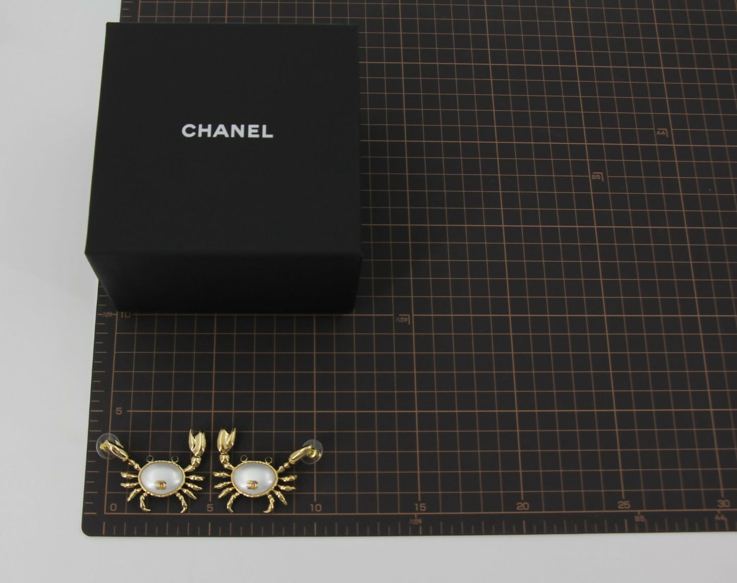 Chanel 26M Imitation Pearl and Metal Crab Stud Earrings