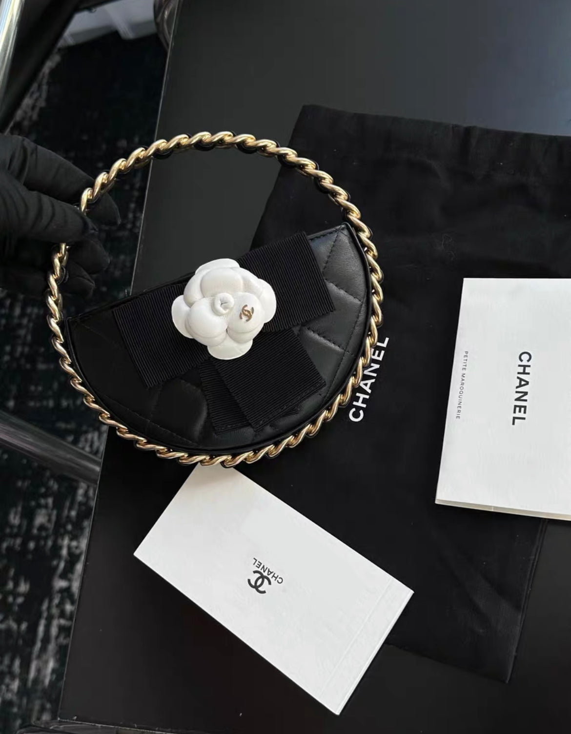 Chanel 23k Camellia Hula Hoop Bag Black – Wararni.com