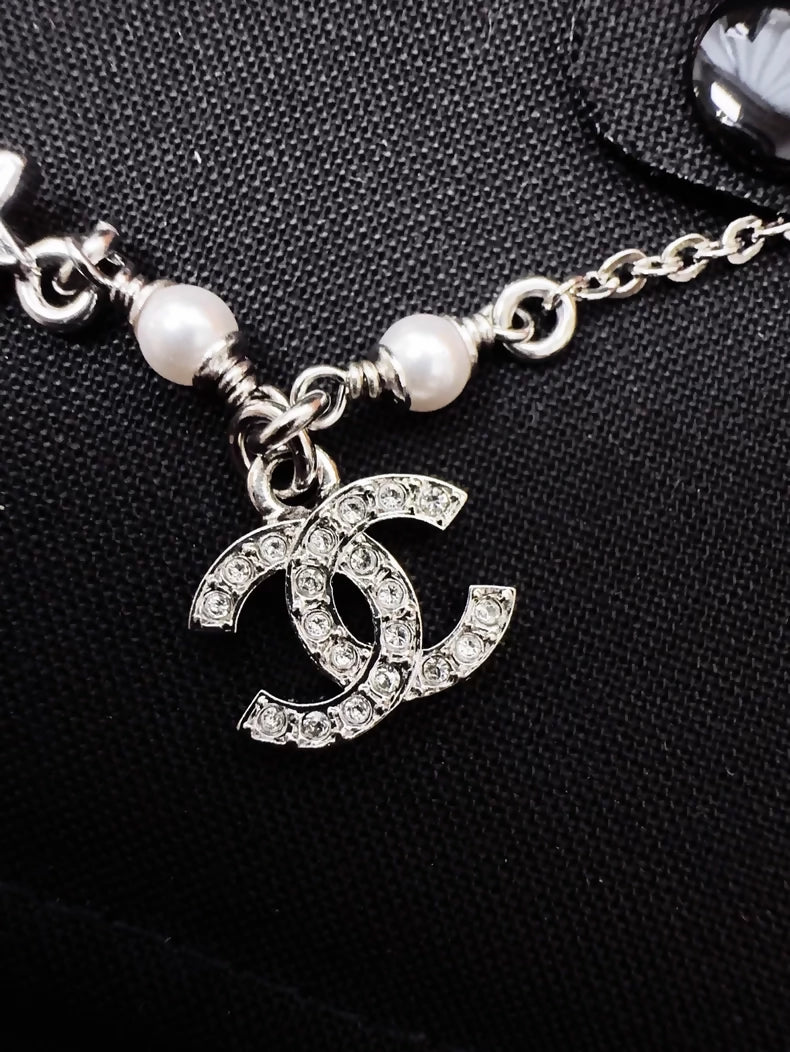 Chanel 26C silver pearl double diamond double C pendant bracelet