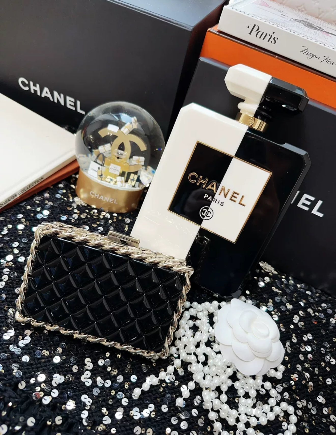 Chanel 20k Black and White Acrylic Perfume Bottle clutch Bag Minaudiere