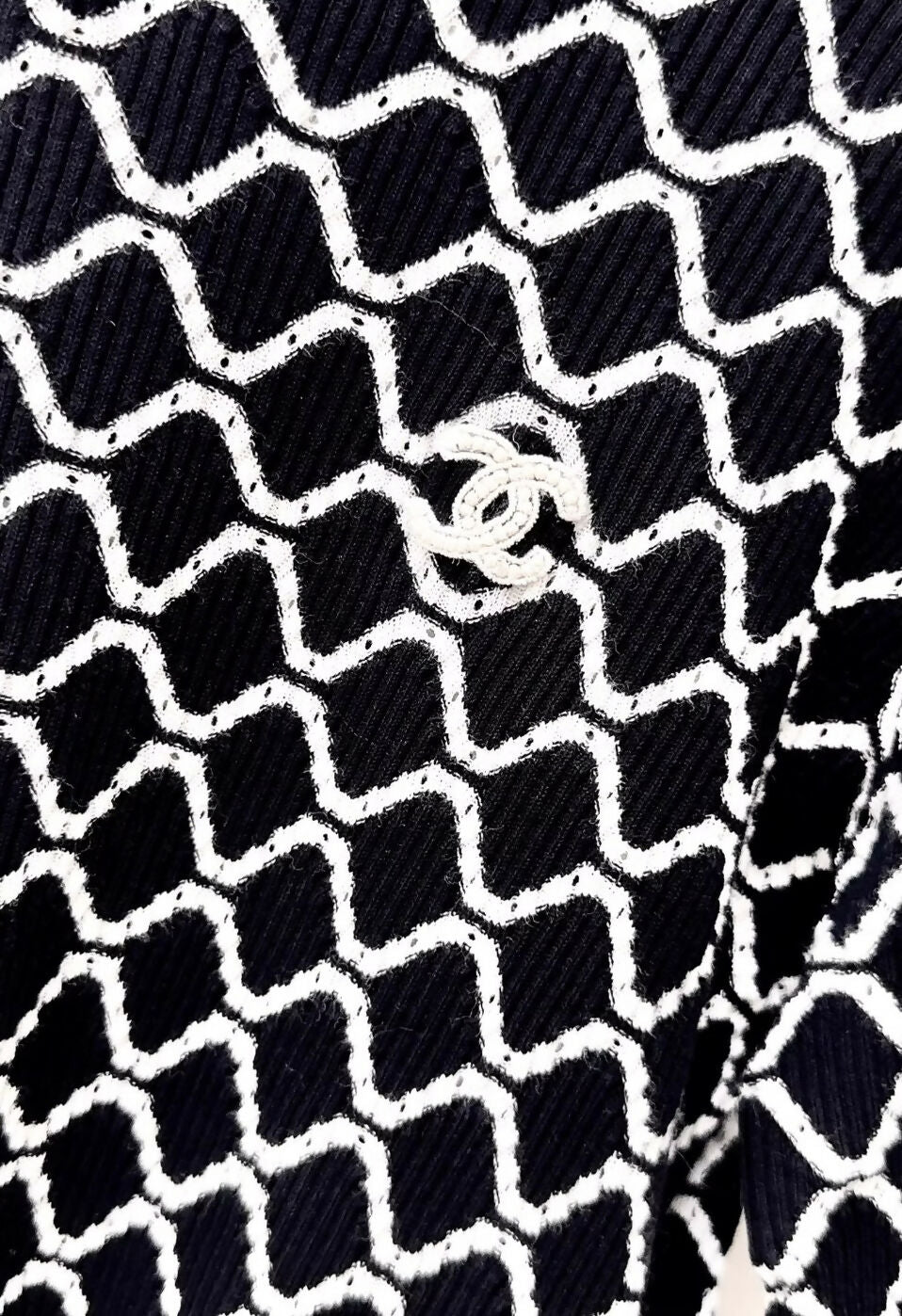 Chanel 20P black & white top