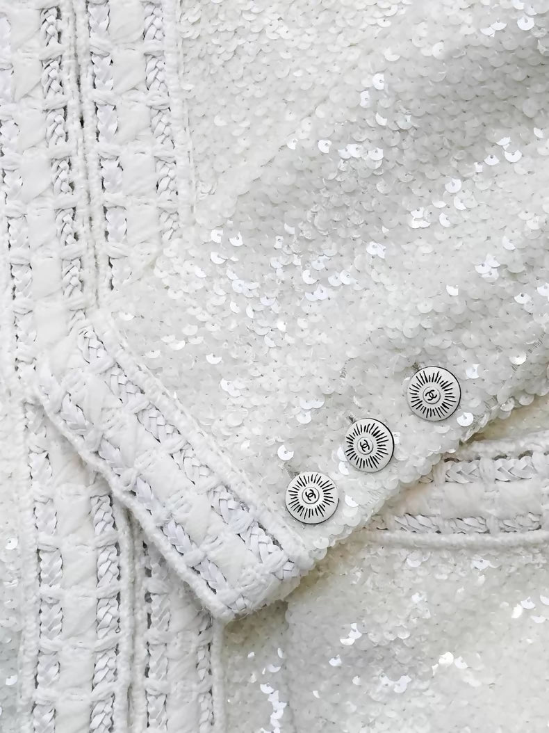 Chanel 22C white tweed jacket
