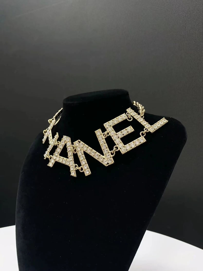 Chanel 19S signature rhinestone necklace