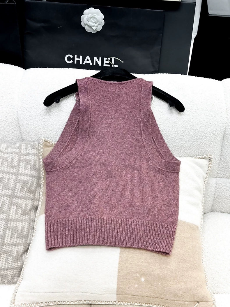 Chanel 25A pink knit vest