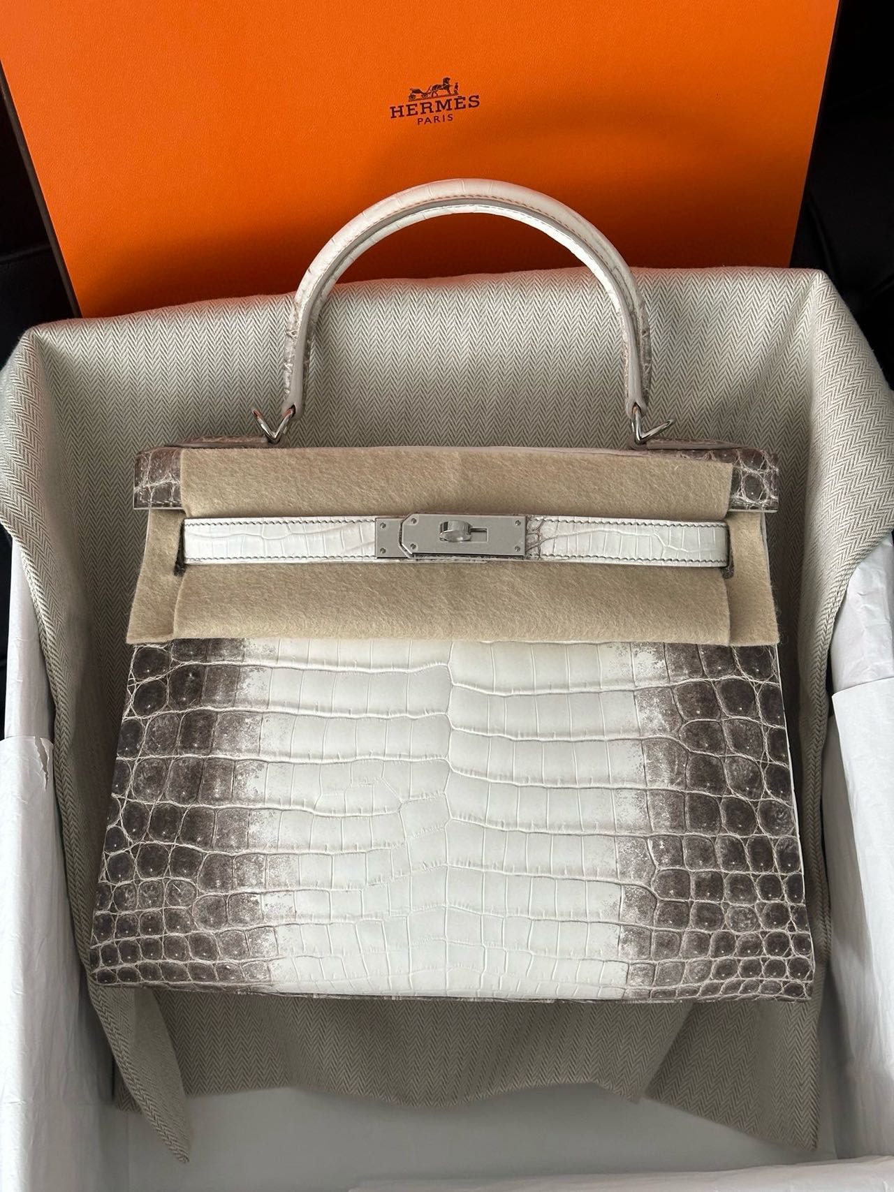 Hermes Kelly 28 Himalaya matte crocodile leather palladium hardware