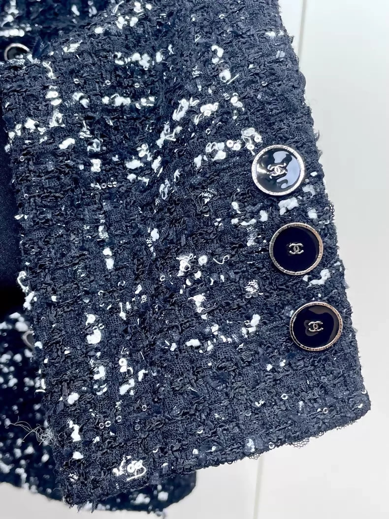 Chanel 26P black and white sequined tweed jacket
