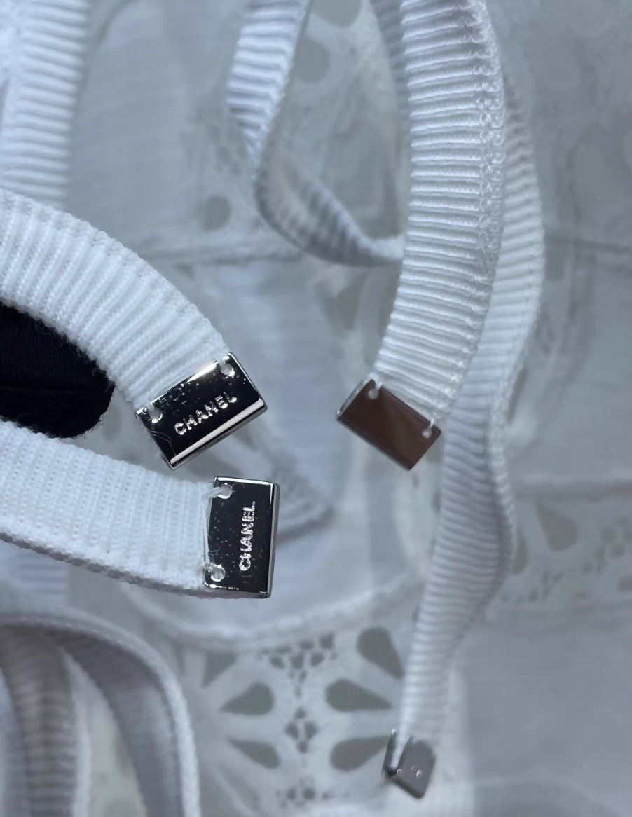 Chanel 25C white top