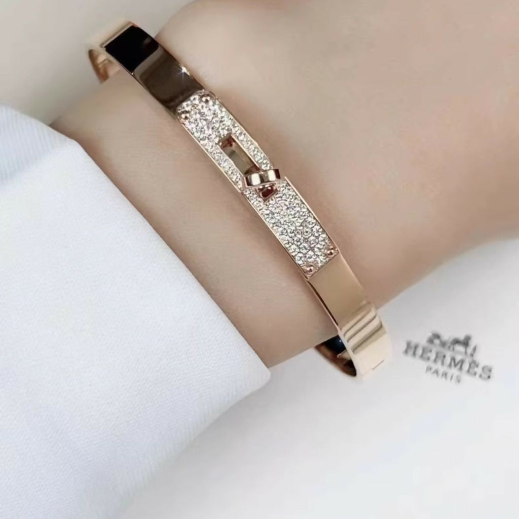 Hermès Kelly Half Diamond SH Size – 99% New