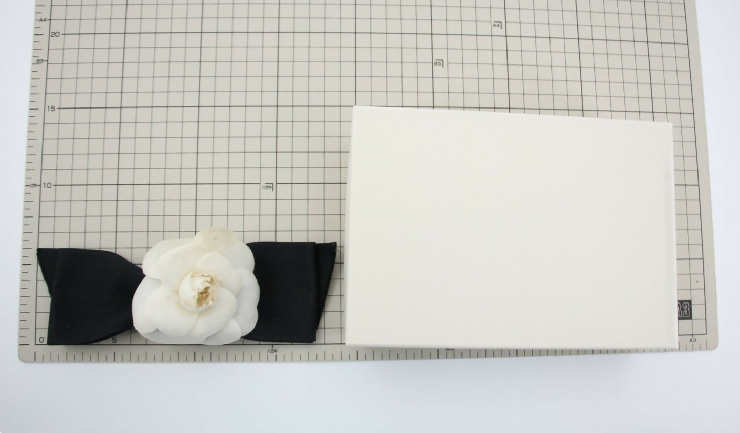Chanel Vintage 81-85 Satin Silk Black Camellia Bow Hair Clip