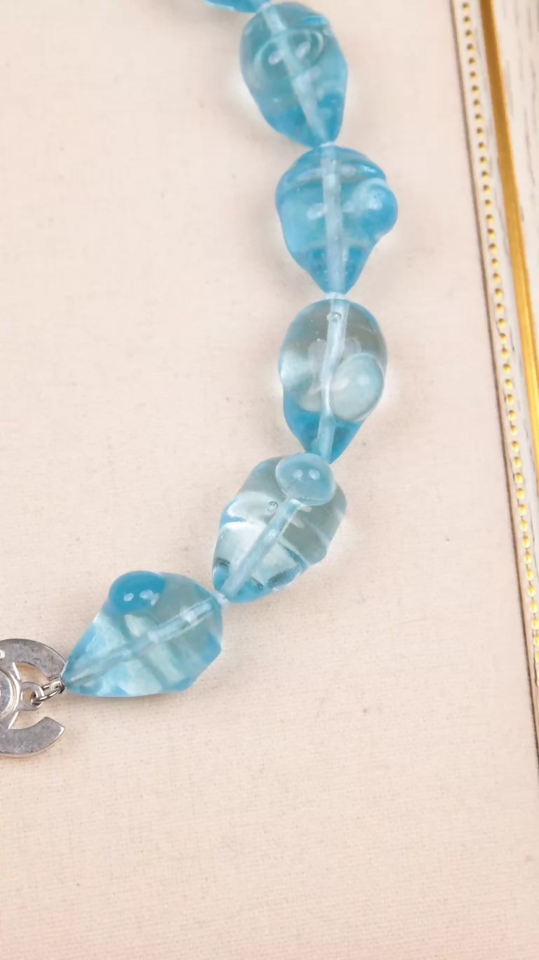 Chanel 1998 Cambon Street CC irregular teardrop blue glass choker necklace